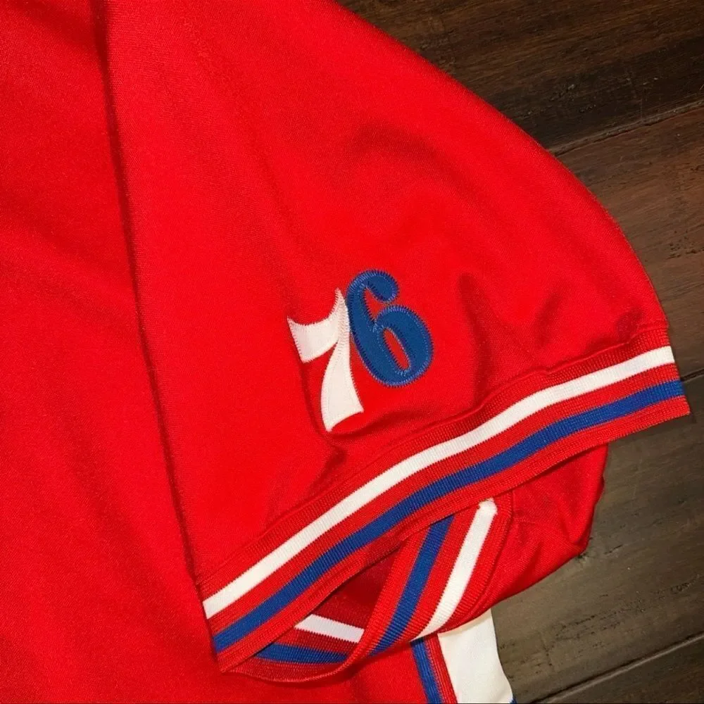 Vintage Nike Sixers Jersey: Buttonfront